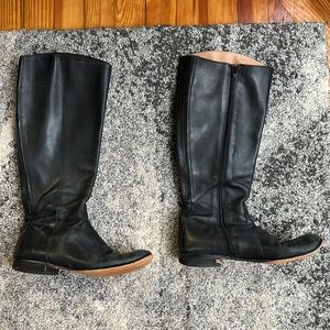 Black Corso Como leather boots, size 9.